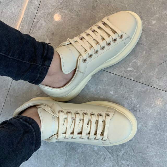 Picture of Alexander McQueen Shoes _SKU21815009SZ34-4692